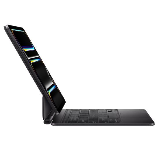 MAGICKEYFOR11INCM4IPADPRO_3